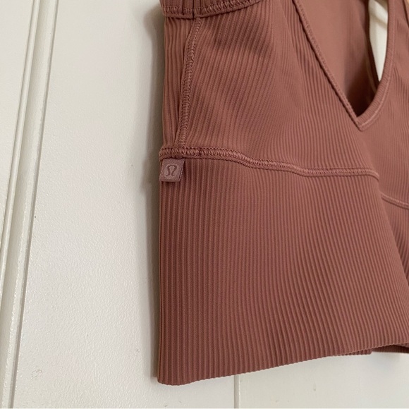 Lululemon Power Pivot Tank *Rib - Picture 3 of 6